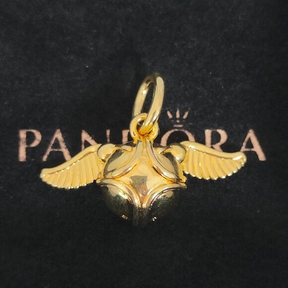 Pandora Harry Potter, Golden Snitch Pendant Gold Plated with box - Picture 1 of 9